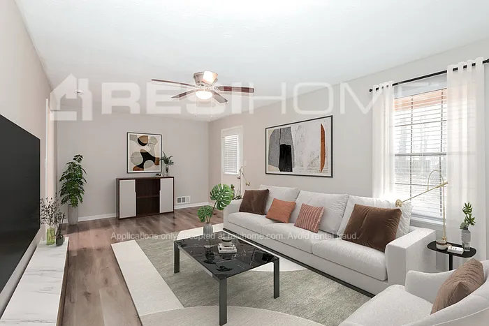 3943 Woodland Cir SE — Photo 4