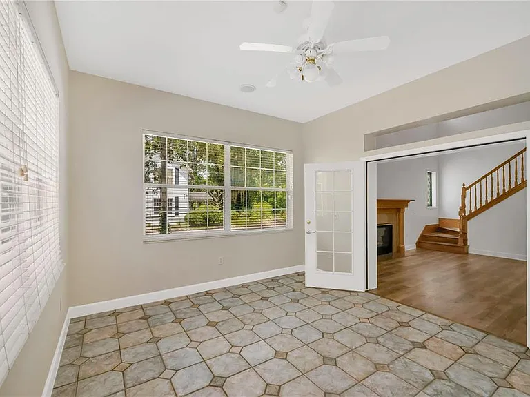 1507 W Windhorst Rd — Photo 18