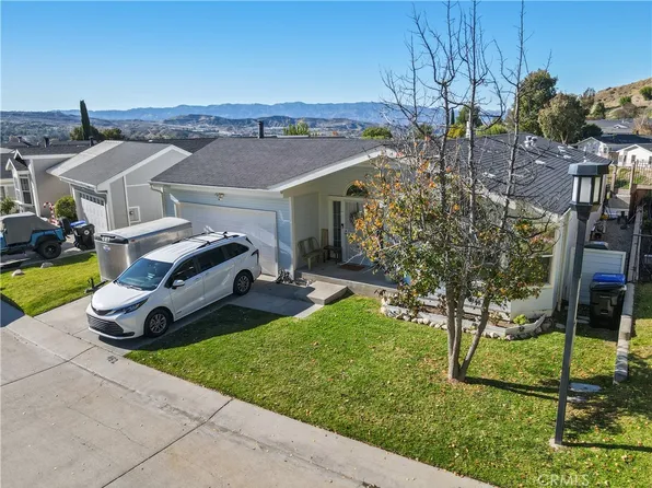 27909 Vista View Dr, Santa Clarita, CA 91351
