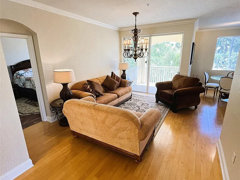 11013 Legacy Ln #303 — Photo 4