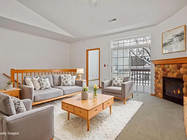 2145 Broken Hill ROAD #8, Waukesha, WI 53188