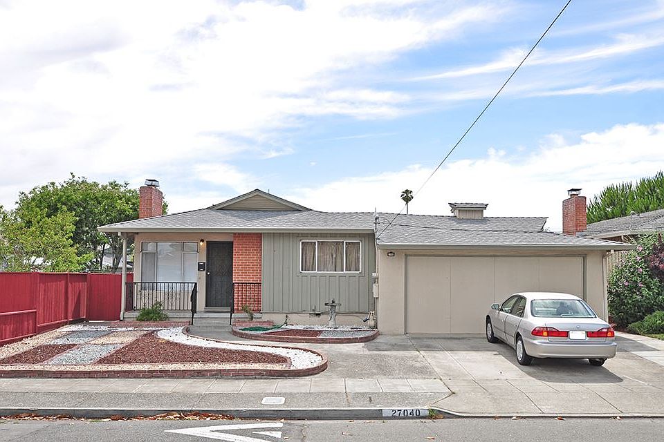 1st image of 27040 Underwood Ave