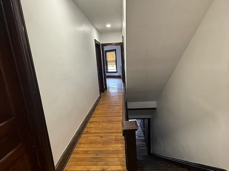 145-147 S Hyde Park Ave #3 — Photo 9