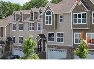 22 Hidden Creek Blvd, Monroe, NY 10950