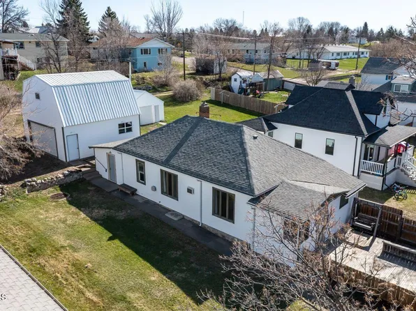814 4th Ave, Washburn, ND 58577