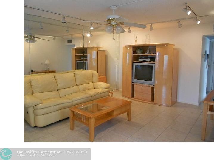 1st image of 164 Lyndhurst #164-L
