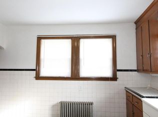 276-278 Watertown St, Newton, MA 02458