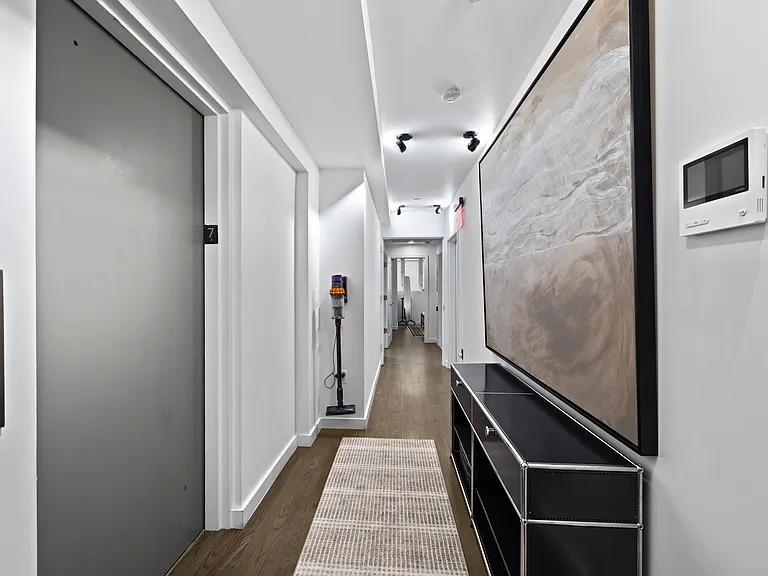 265 E Houston St #7 — Photo 16