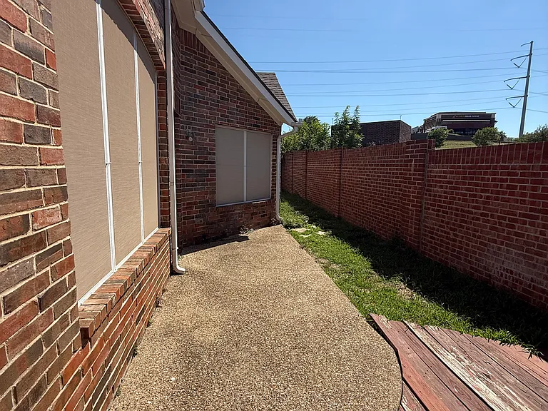 555 Southridge Way #555 — Photo 40