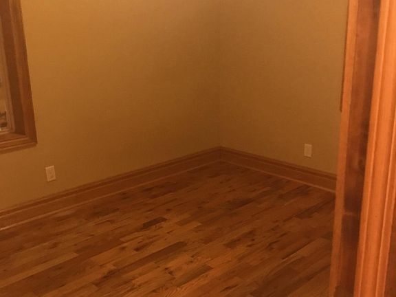 2nd image of 7627 S Cornell Ave #2