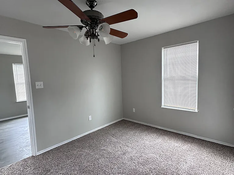 1603 Caldwell St — Photo 57