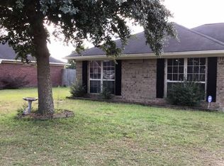 125 Wayfair Ln, Hinesville, GA 31313
