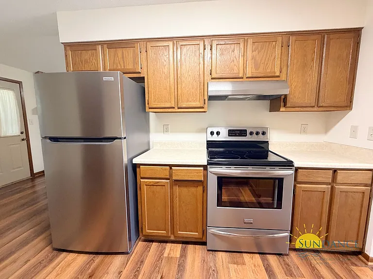 1055 Quail Hollow Dr — Photo 7