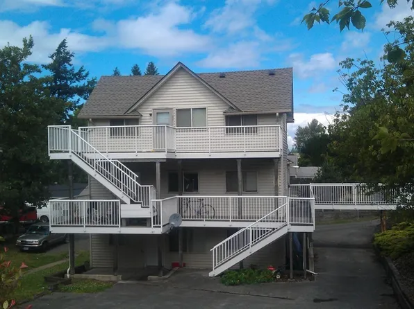 1, 2 & 3 Bedroom Apartments Near WWU + Downtown, 1507 Franklin St #3, Bellingham, WA 98225