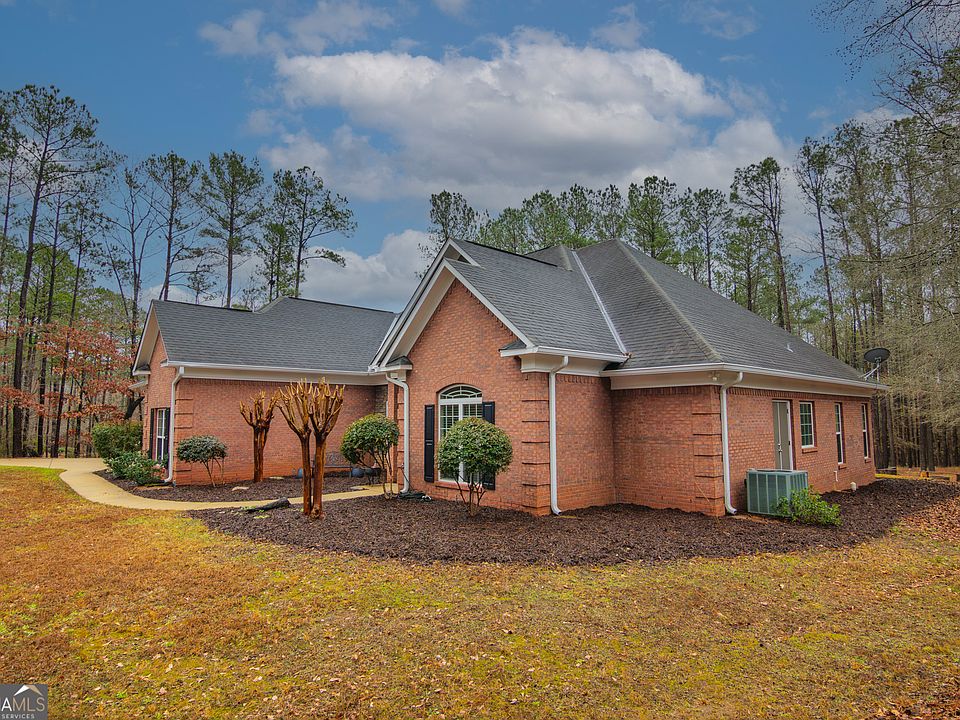 1st image of 202 Winding Lake Dr