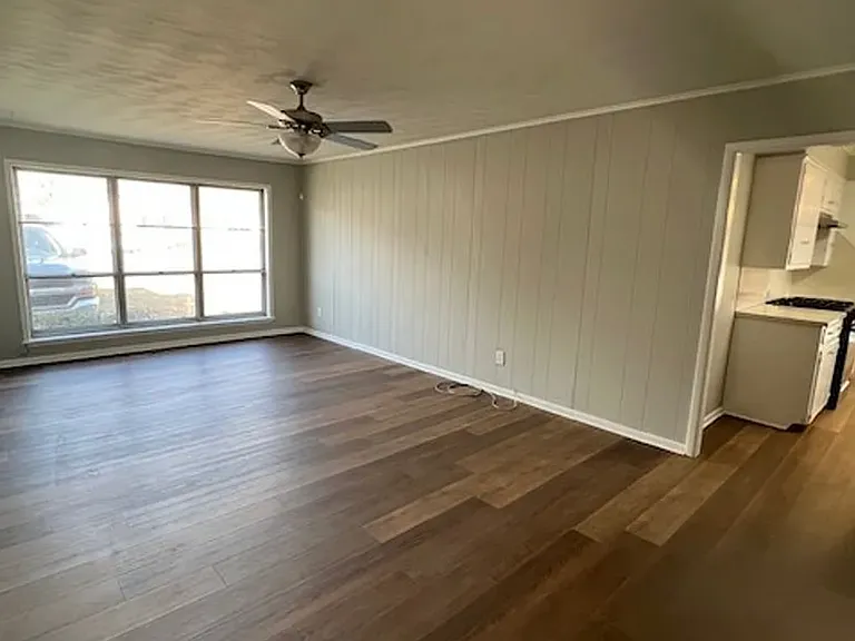 3000 Savannah St — Photo 2