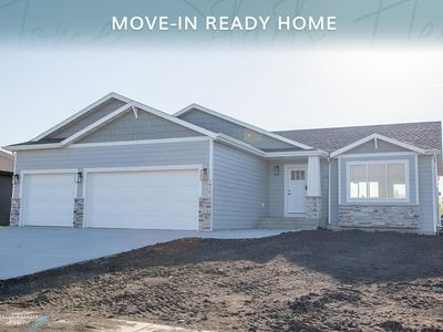 10302 Burgundy Dr, Horace, ND, 58047