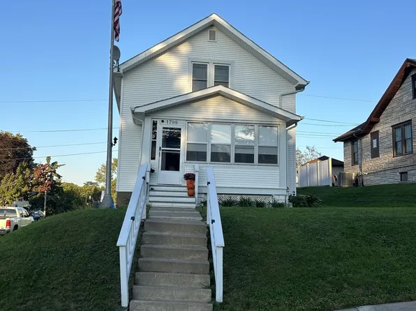 1798 Atlantic St, Dubuque, IA 52001