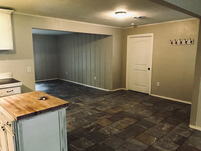 707 S Haugh Ave — Photo 8