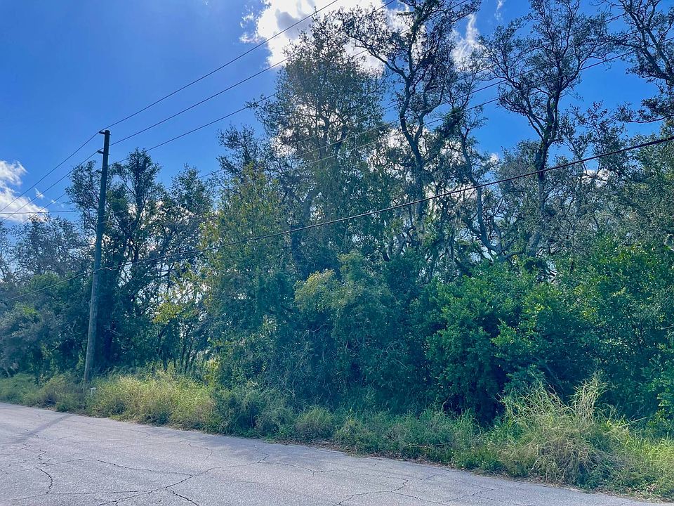 2nd image of 1821 Rainbow Ave