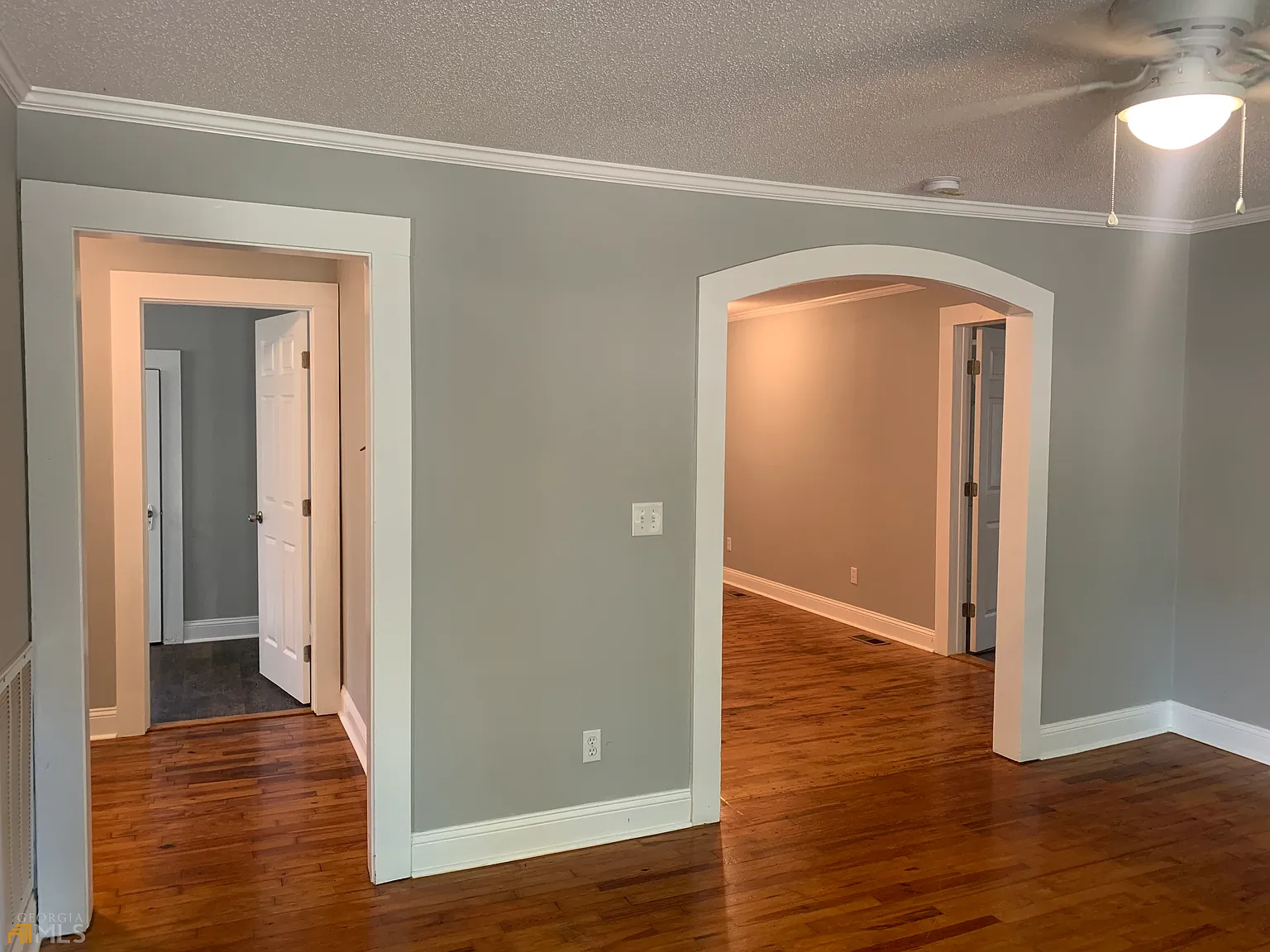 3 bed, 1.5 bath, 1316 sqft, $1,450 — Photo 3