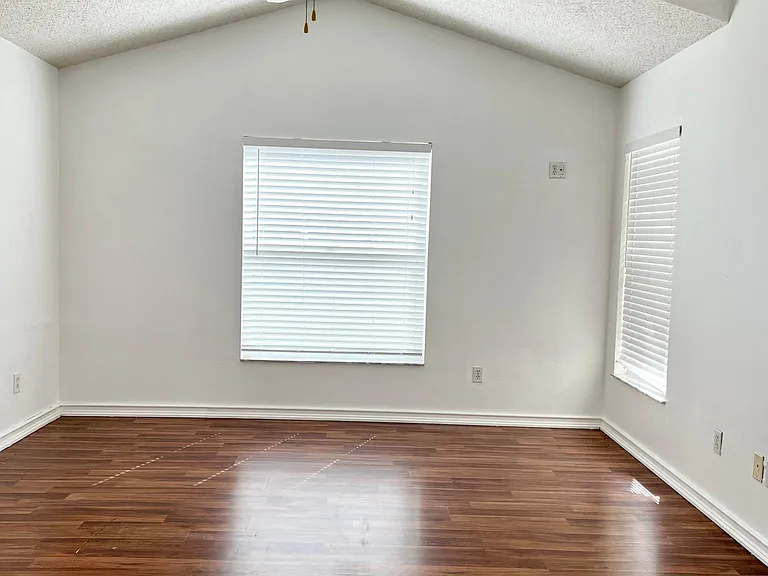 13158 Odyssey Lake Way — Photo 10