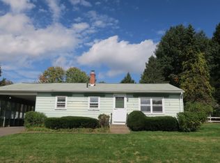 7 Beveridge Blvd, Westfield, MA 01085