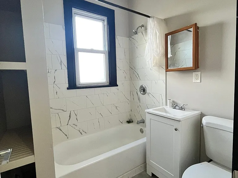 8 Sheffield St #3L — Photo 5