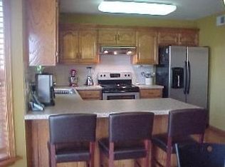 904 SE 12th St, Lees Summit, MO 64081