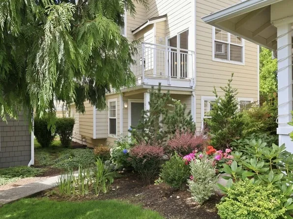 515 225th Place NE #33, Sammamish, WA 98074