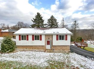 2789 Coulterville Rd, White Oak, PA 15131