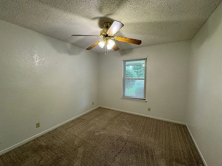 1803 Fairway Dr — Photo 23