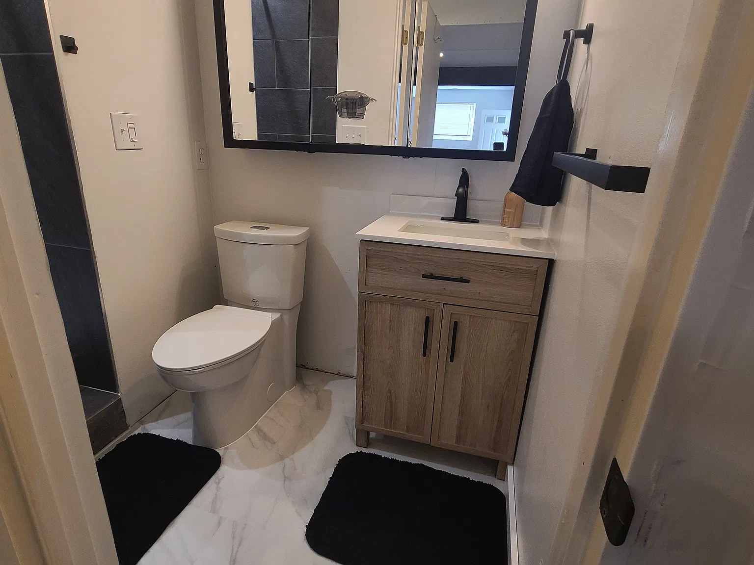 8031 McIntyre Ln NE — Photo 3