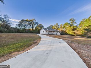 2970 Frederick Dr, Dry Branch, GA 31020