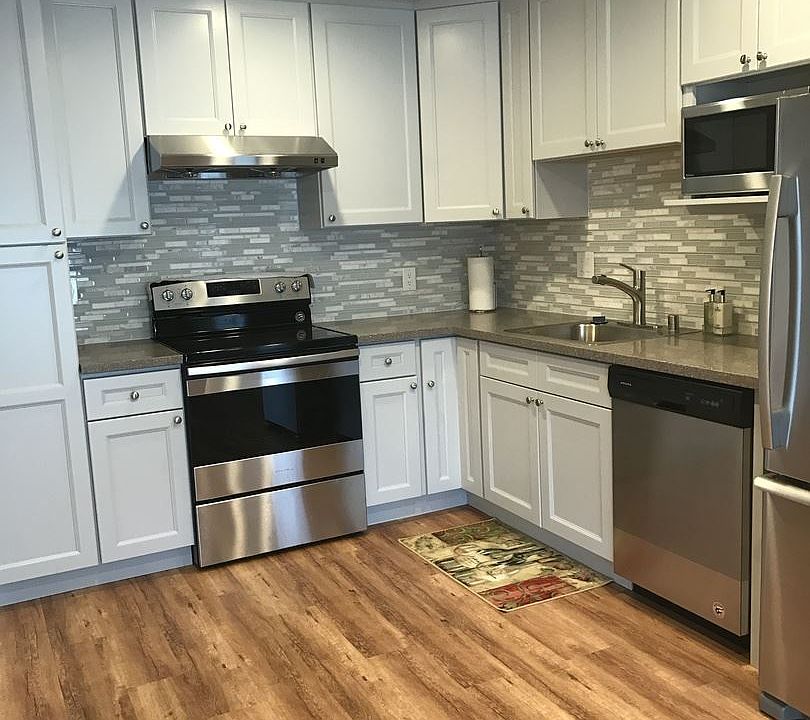 1st image of 2423 T St APT 15
