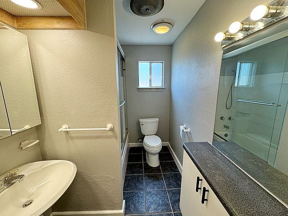5th image of 419 Westhill Pl #2