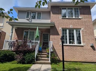 319 Parkin Cir, Ottawa, ON K1T 4G6