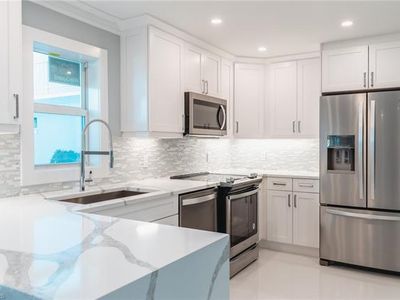 603 12th Ave S #603, Naples, FL, 34102
