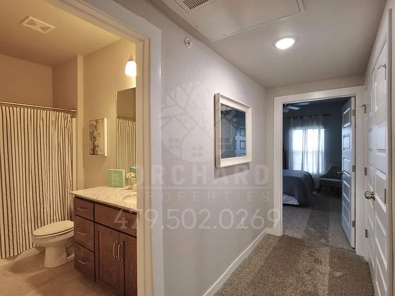 1900 E Brookview Dr — Photo 22