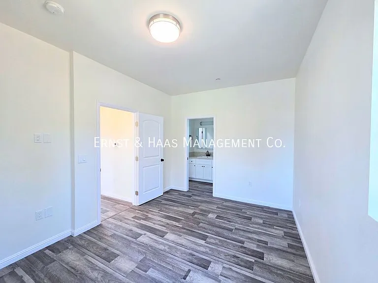 4165A Country Club Dr — Photo 11