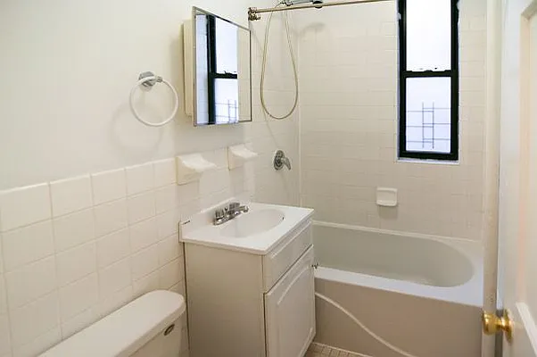 Rented by Voro New York | media 5