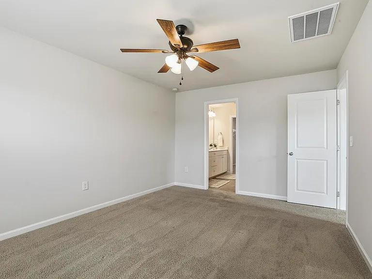949 Robbie Jackson Ln — Photo 30
