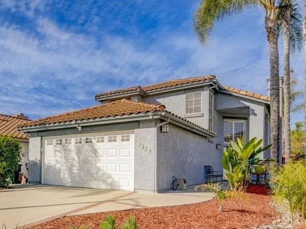 1434 Green Oak Rd, Vista, CA 92081