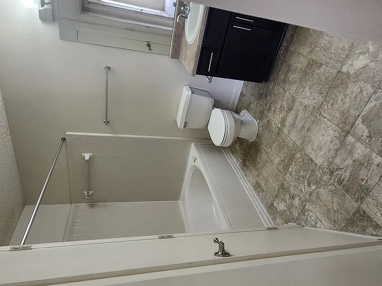 Wesley Place Apartments at Lawrenceville — Photo 187