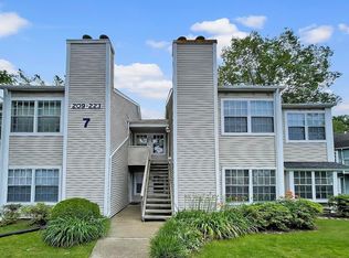 217 Meadow Ridge Rd #217, Absecon, NJ 08205