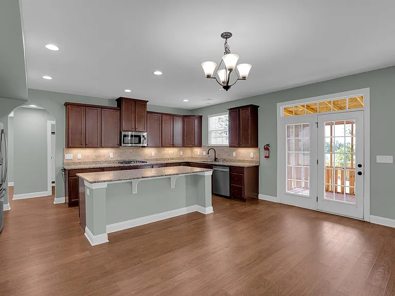 1340 Beechfern Cir — Photo 16
