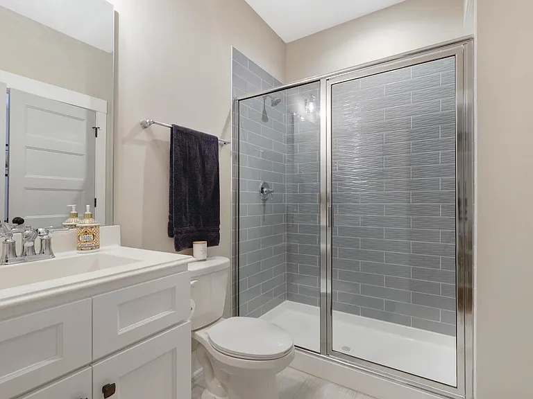 6209 Morning Glory Dr — Photo 30