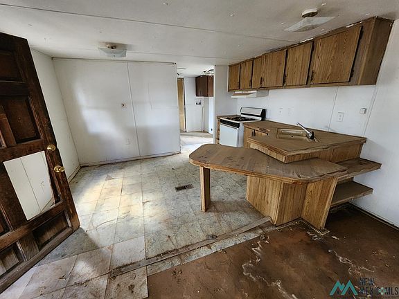 2nd image of 119 Teresa St