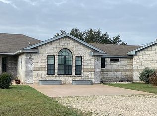 1001 Ramms Dr, Florence, TX 76527