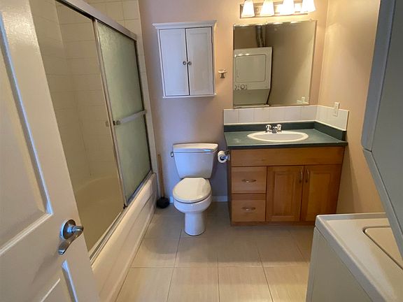 5th image of 3043 270th St #105